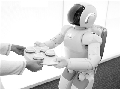 央廣網(wǎng)科技： 哈工大機(jī)器人研究所趙杰：服務(wù)機(jī)器人10年后超過(guò)工業(yè)機(jī)器人