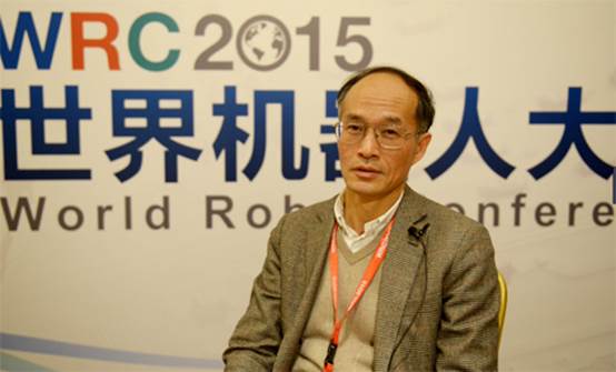 人民網(wǎng)：為機(jī)器人熱潮潑冷水 王飛躍：不要期望太高太快