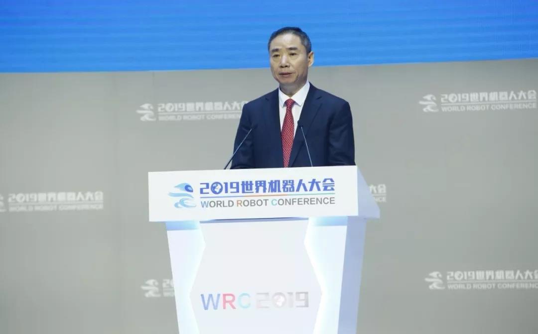 辛國斌：加強創(chuàng)新引領(lǐng) 深化開放合作 推動機器人產(chǎn)業(yè)高質(zhì)量發(fā)展