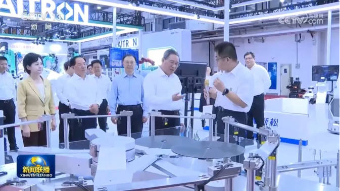 李強參觀調研2024世界機器人博覽會